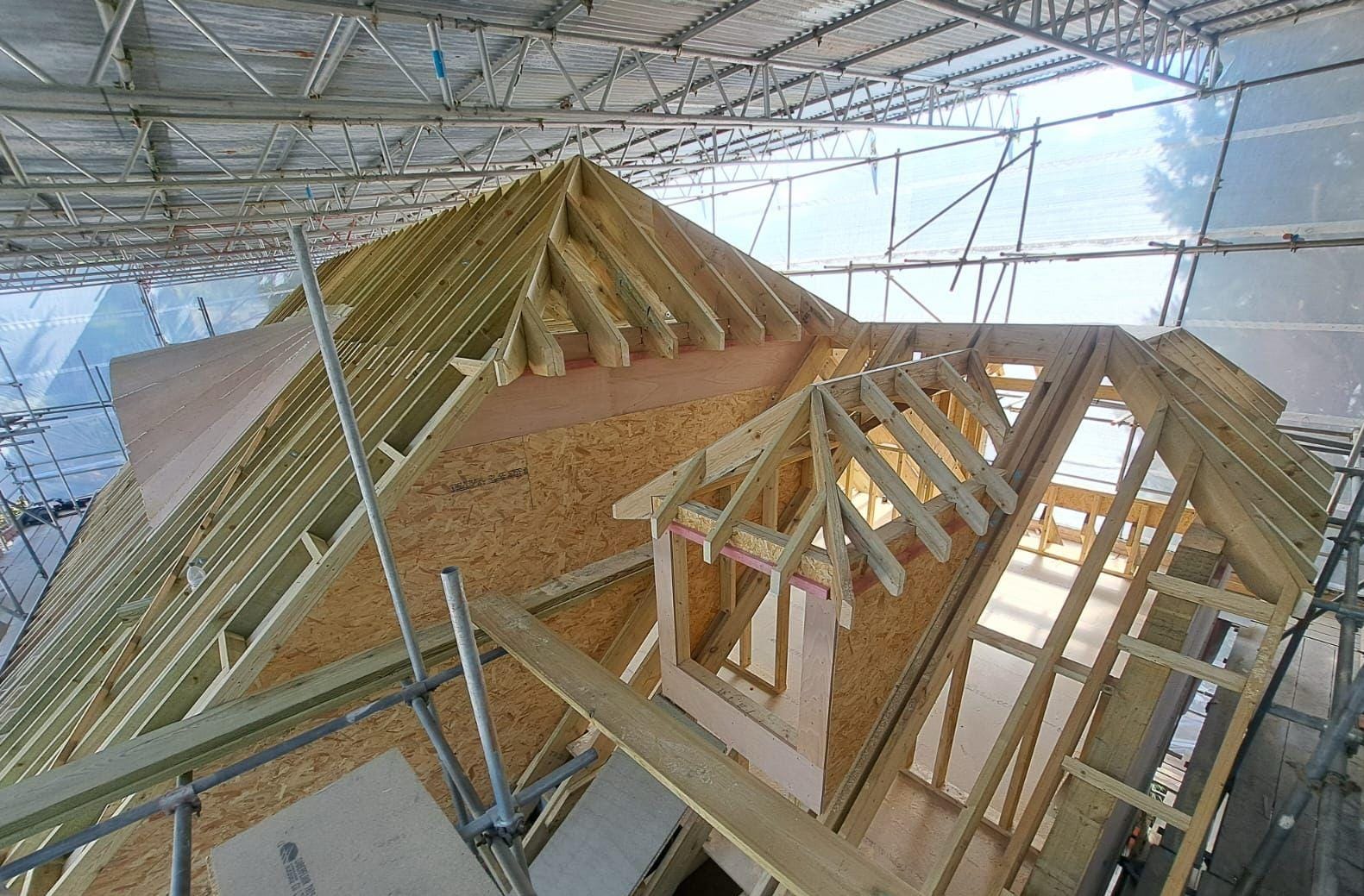 Roof 4